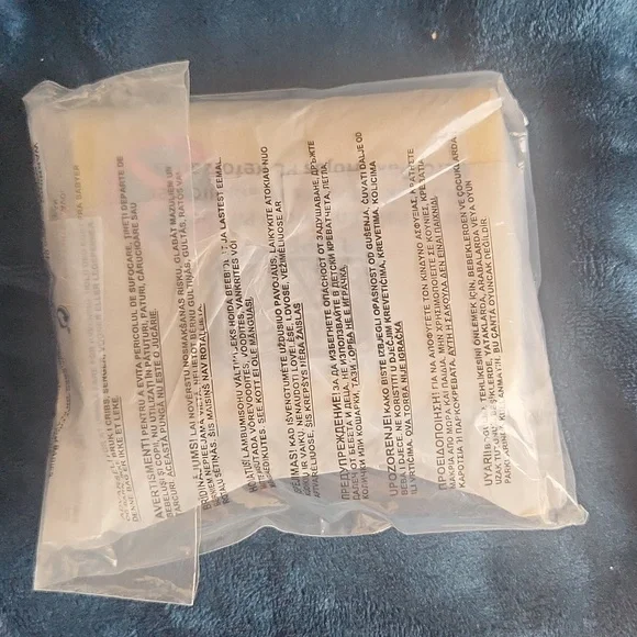 Wolverine loungefly - Picture 3 of 9